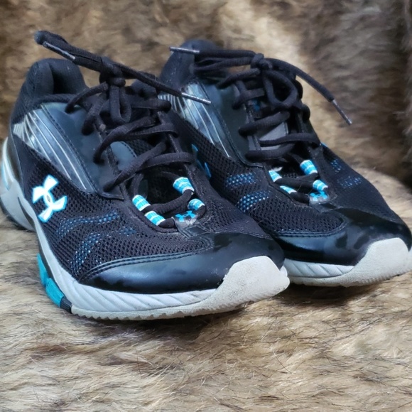 under armour teal shoes